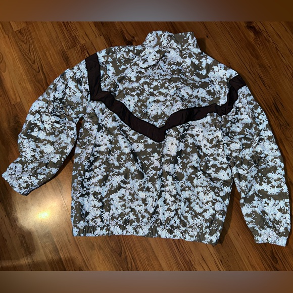 Vintage Skilcraft Army (Reflective) windbreaker - Picture 2 of 5